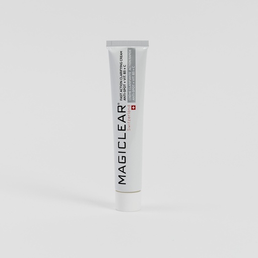 MAGICLEAR/ Fast Action Clarifying Cream: ماجيكلير كريم سريع المفعول لمعالجة التصبغات