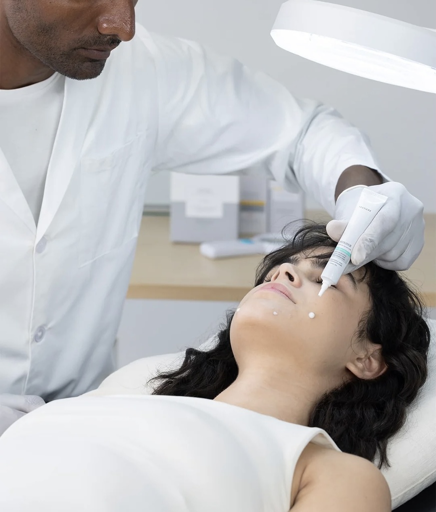 Ceuticoz/ MODUSEB Acne Spot Gel 20g:سيتيكوز جل موضعي غني بالببتايد لعلاج حب الشباب