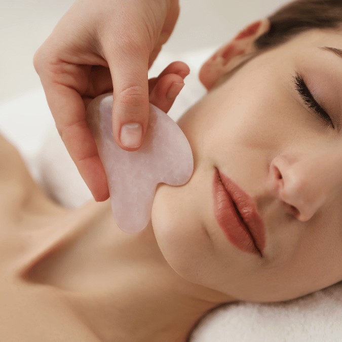 Rose Gua Sha: كواشا لون وردي